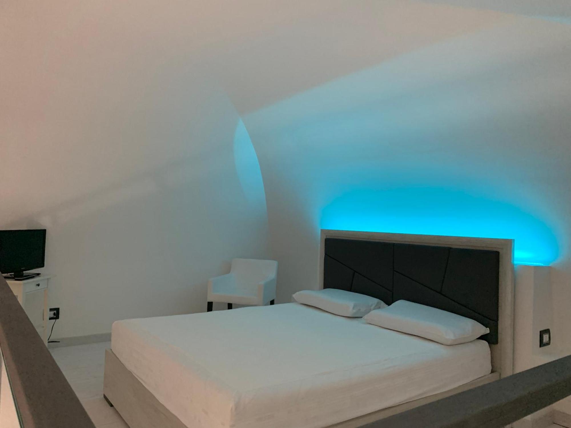 Little Dreams Apartment Trani Exterior photo