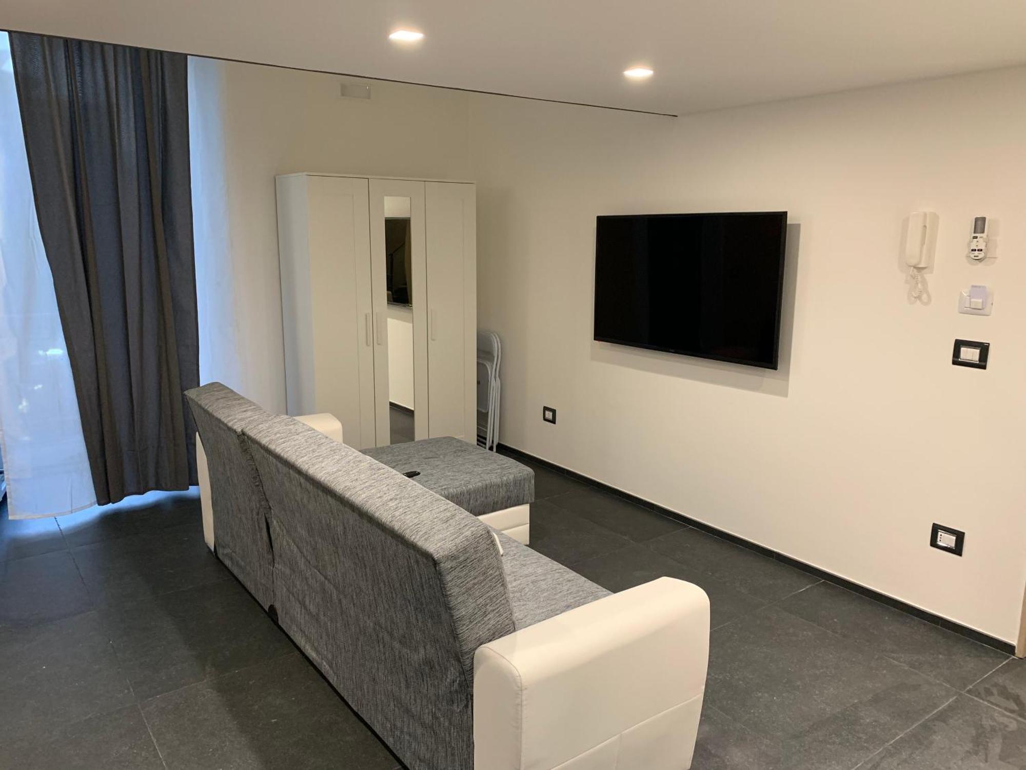 Little Dreams Apartment Trani Exterior photo